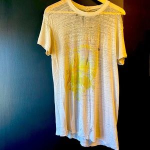 Thrashed, paper thin Jimmy Buffet T shirt. Vintage, so soft. Men’s large.